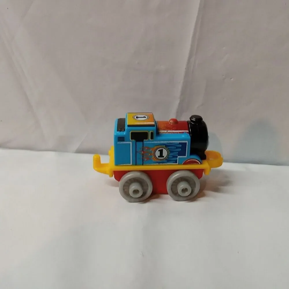 Thomas & Friends Minis Train Engine 2014 Racing Thomas Flames